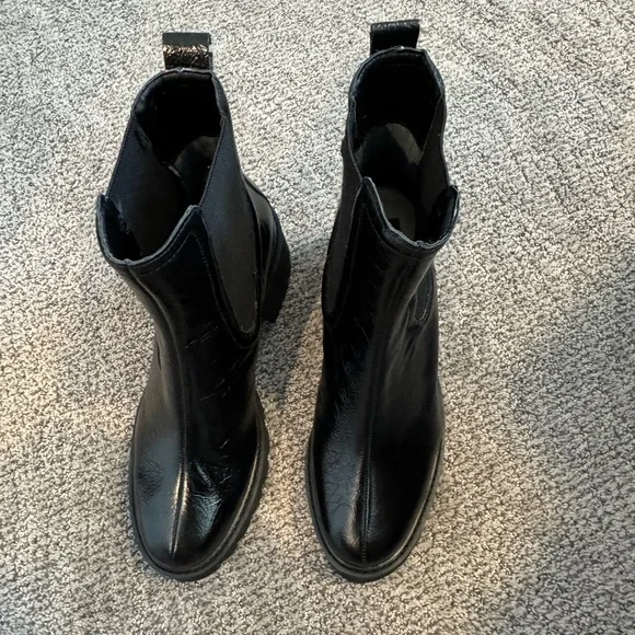 $ firm Dolce vita hawk 2.0 boots - Picture 2 of 5